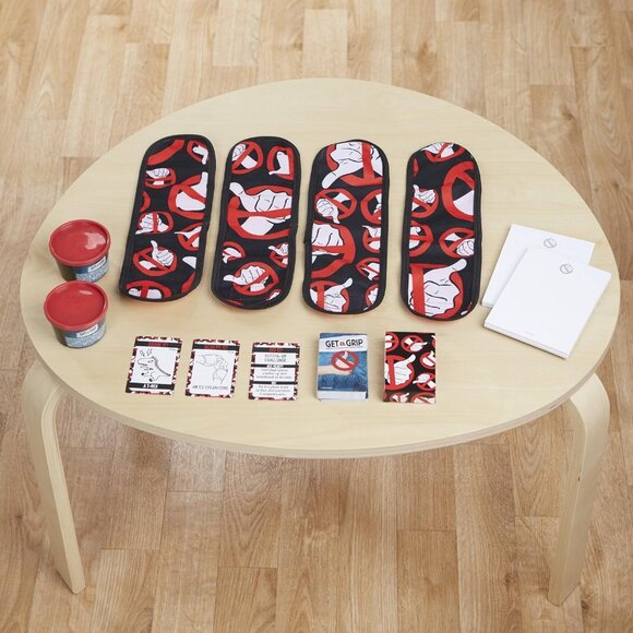 Hasbro Get a Grip Game Challenge Game Night NIB SEALED - Picture 5 of 15